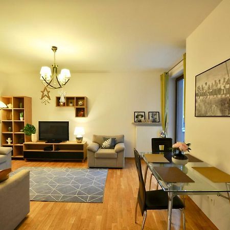 Mlociny Metro Apartment Varsovie Extérieur photo