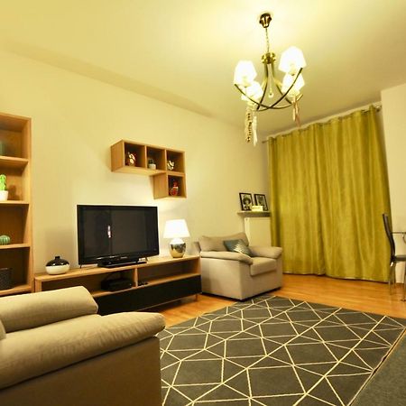 Mlociny Metro Apartment Varsovie Extérieur photo